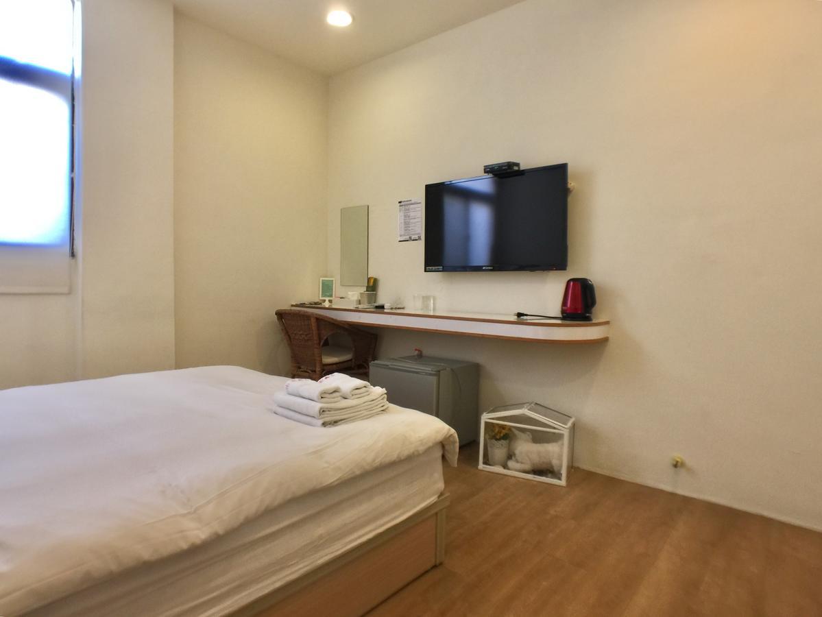 Funja Colorful Hotel Taichung Dış mekan fotoğraf